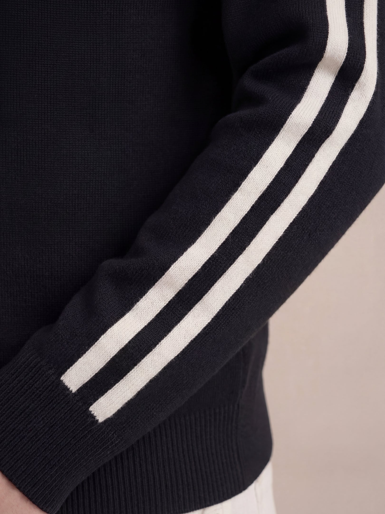 Monza Full-Zip Knit Black