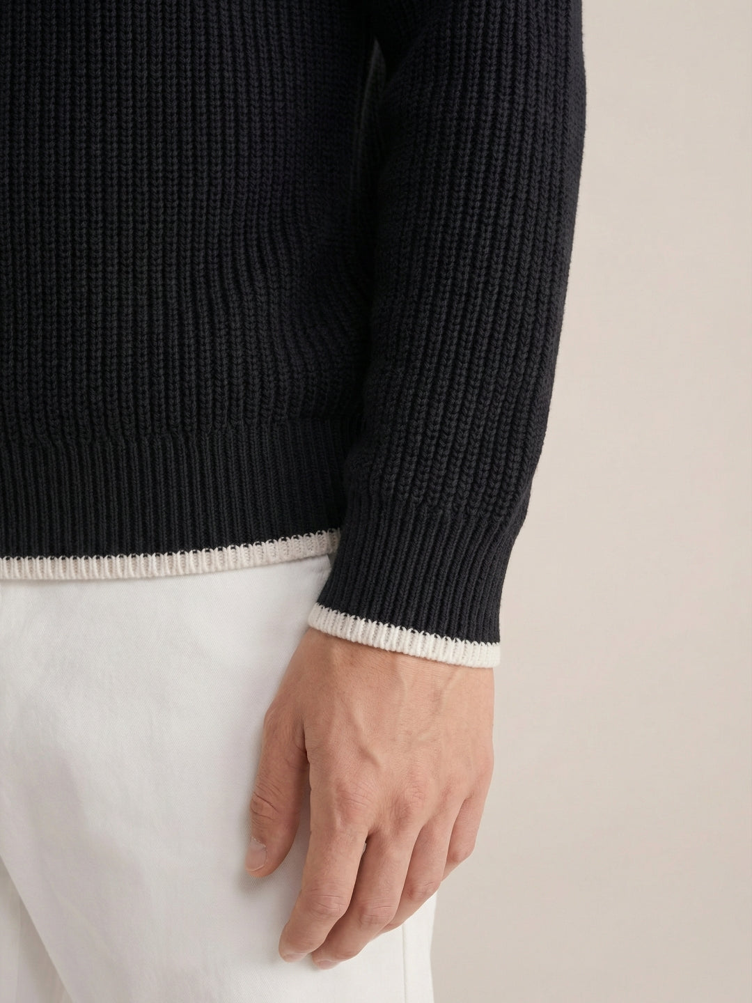 Versilia Textured Crew Black