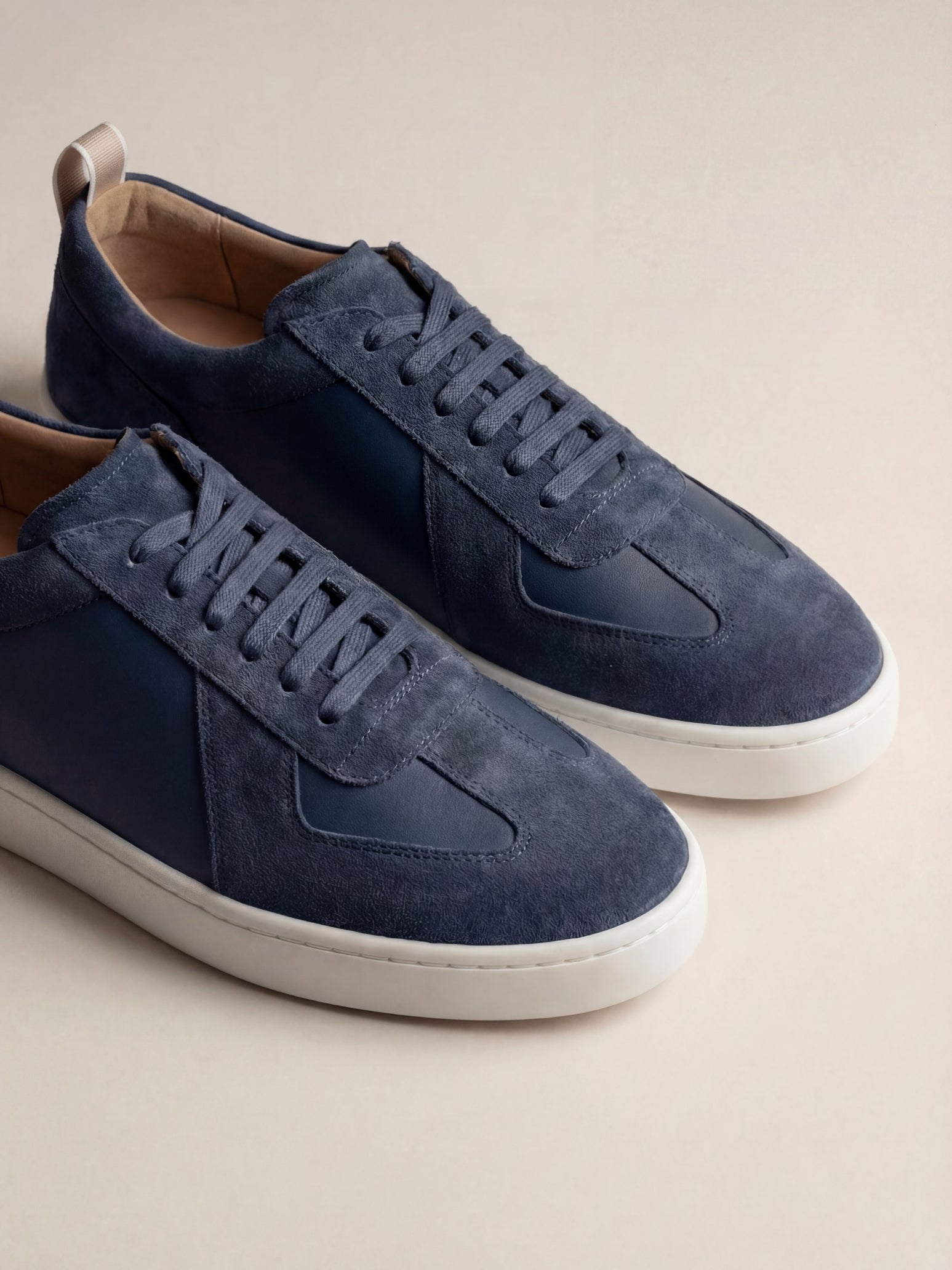 Amalfi Suede Sneaker Army Blue