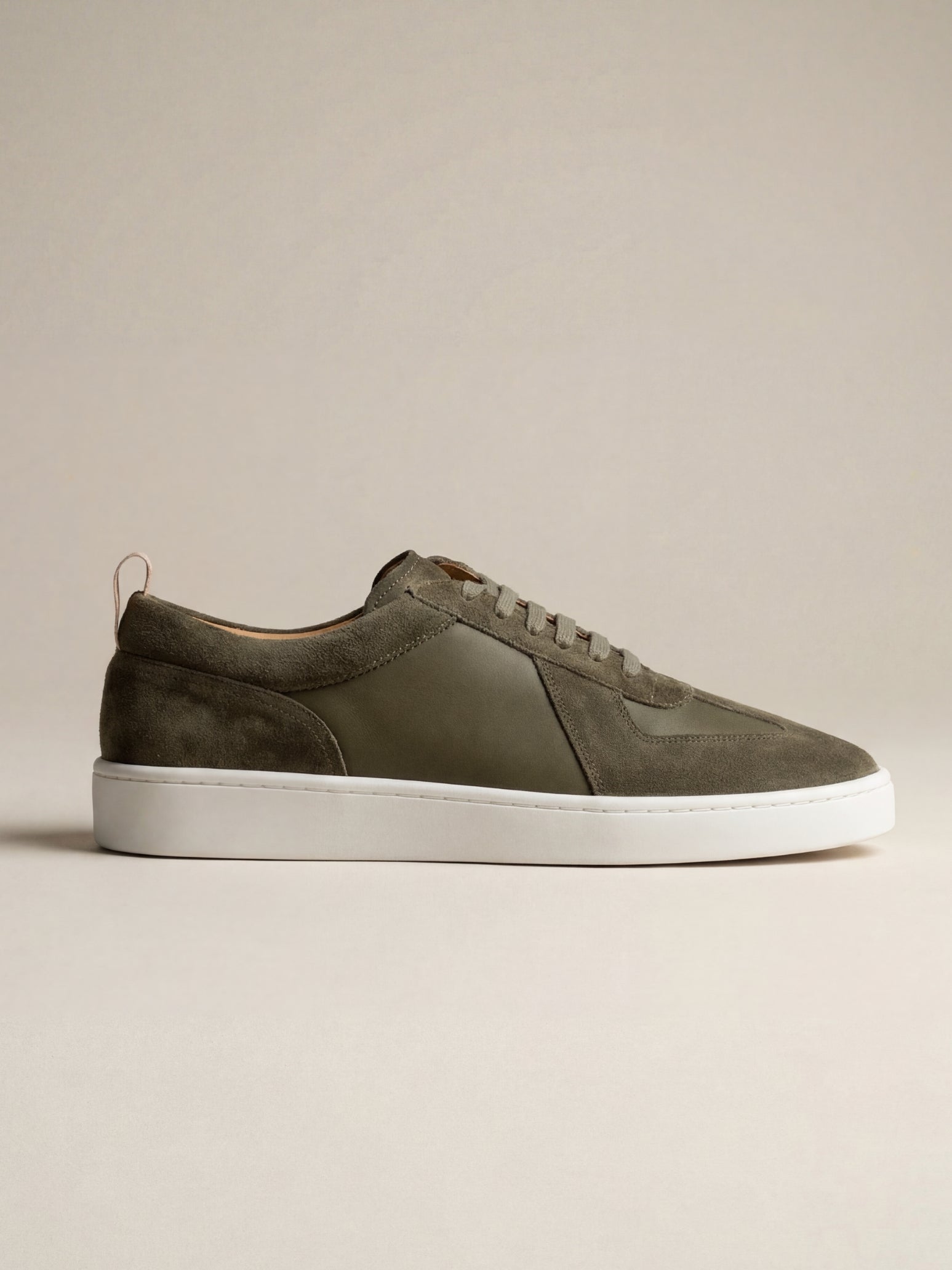Amalfi Suede Sneaker Army Olive Green