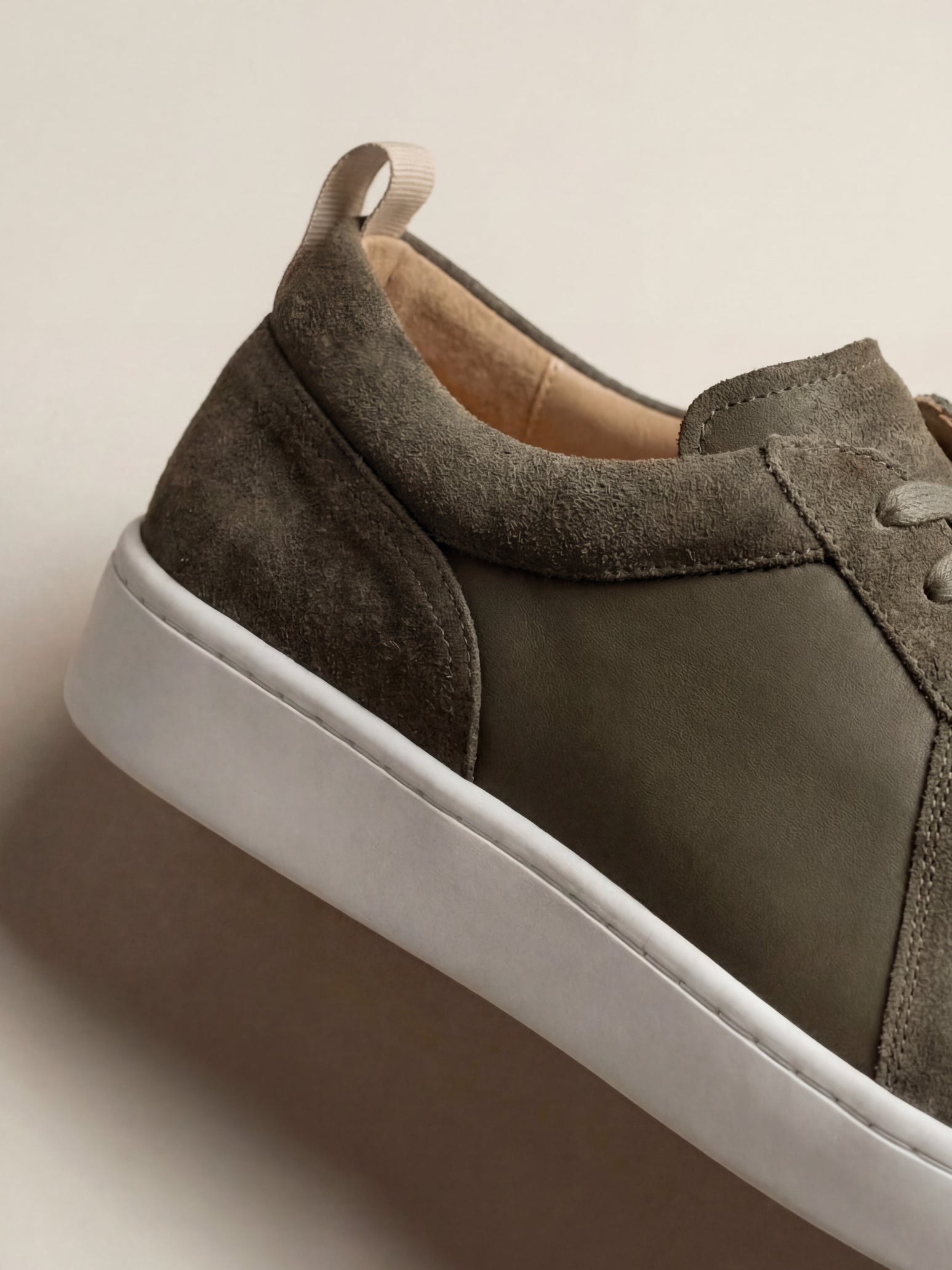 Amalfi Suede Sneaker Army Olive Green