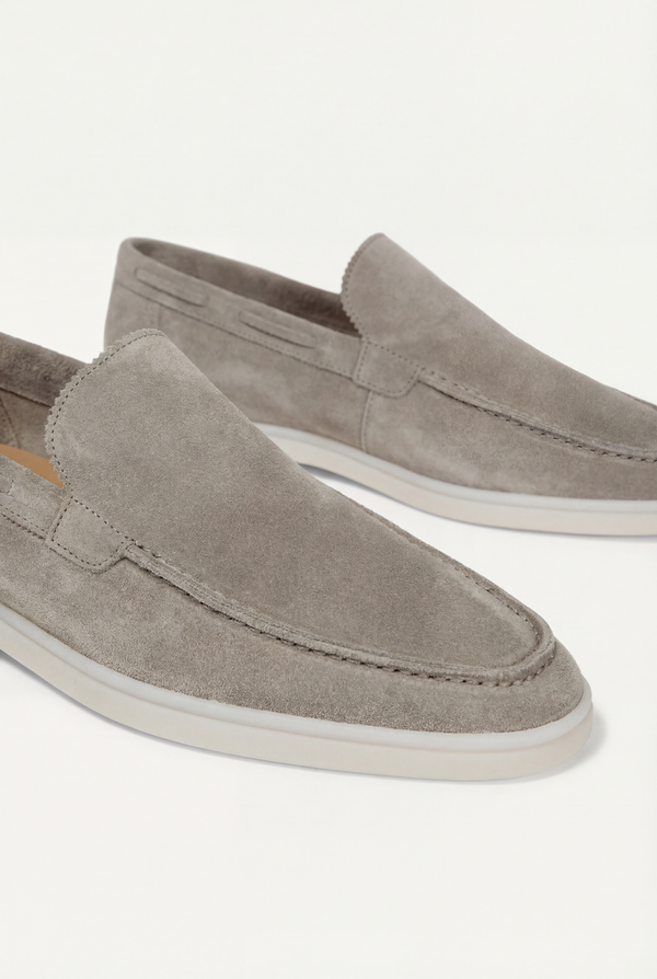 Amalfi Classic Suède Loafer Light Gray