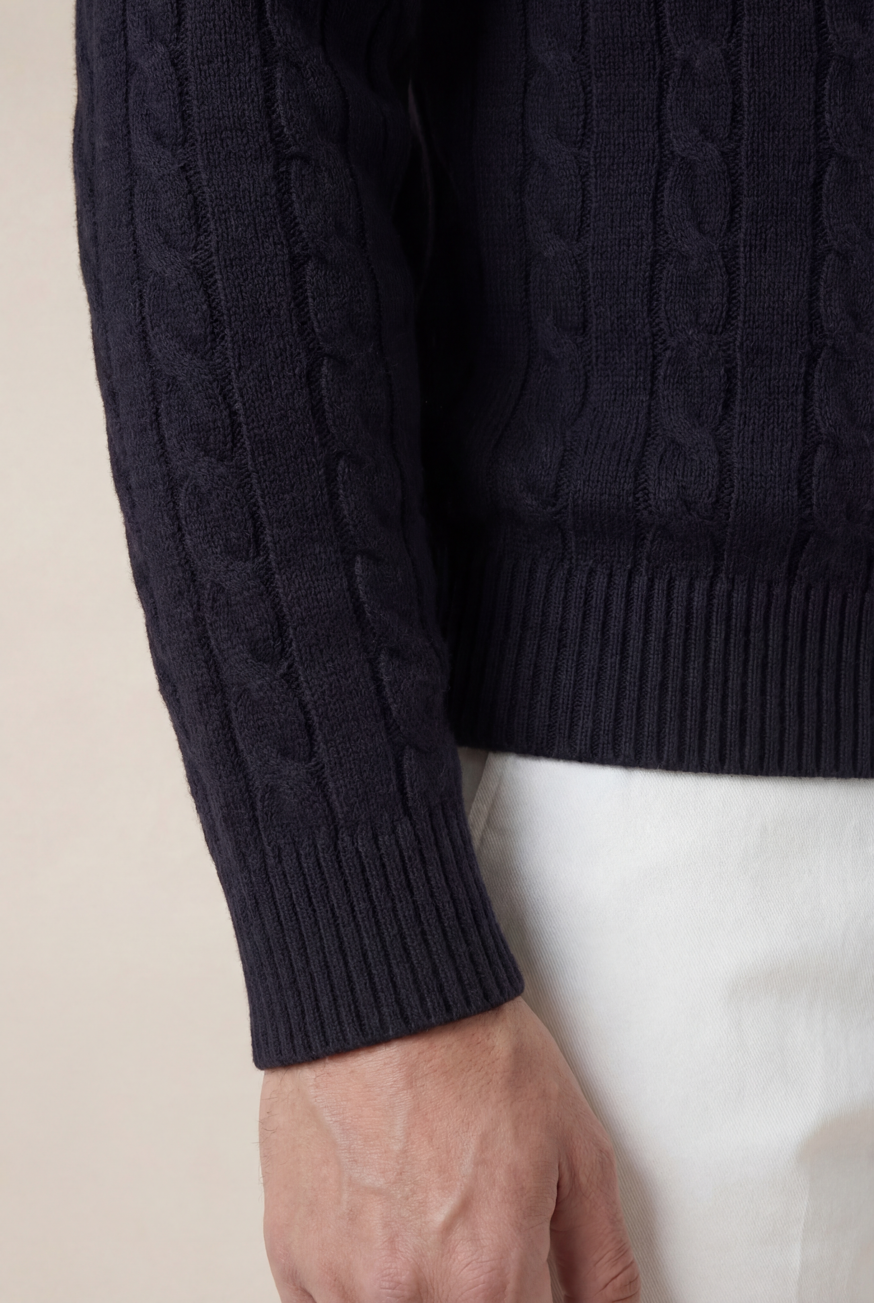 Como Cashmere Quarter Zip Black